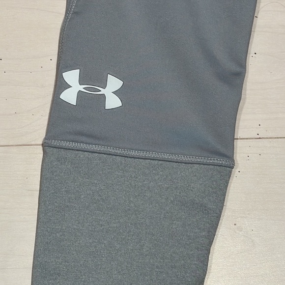 NWT girls Under Armour fleece lined leggings - size Large - Picture 3 of 7